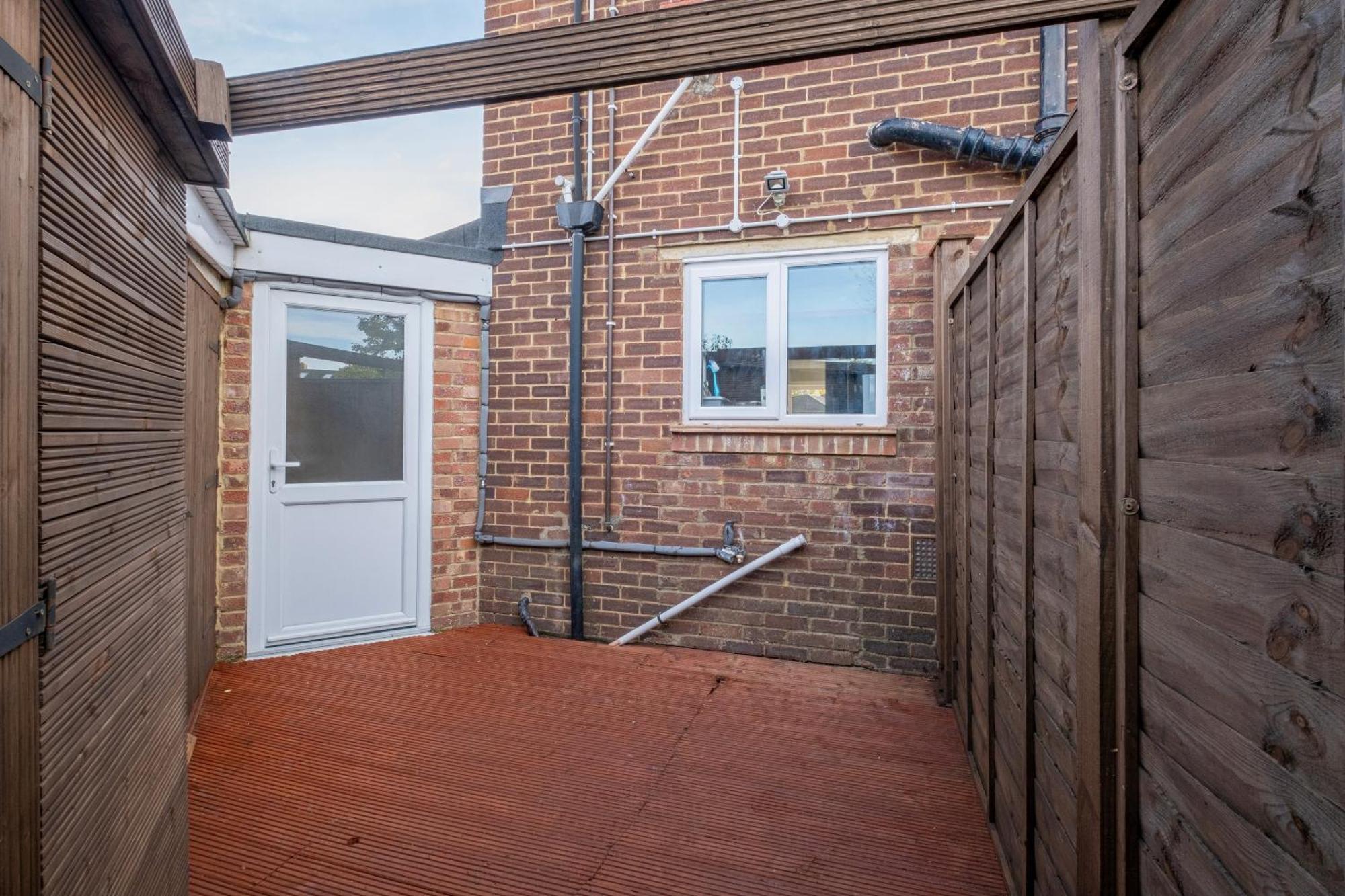 Kings House Apartment Hayes, West London Apt A Northolt  Exteriör bild