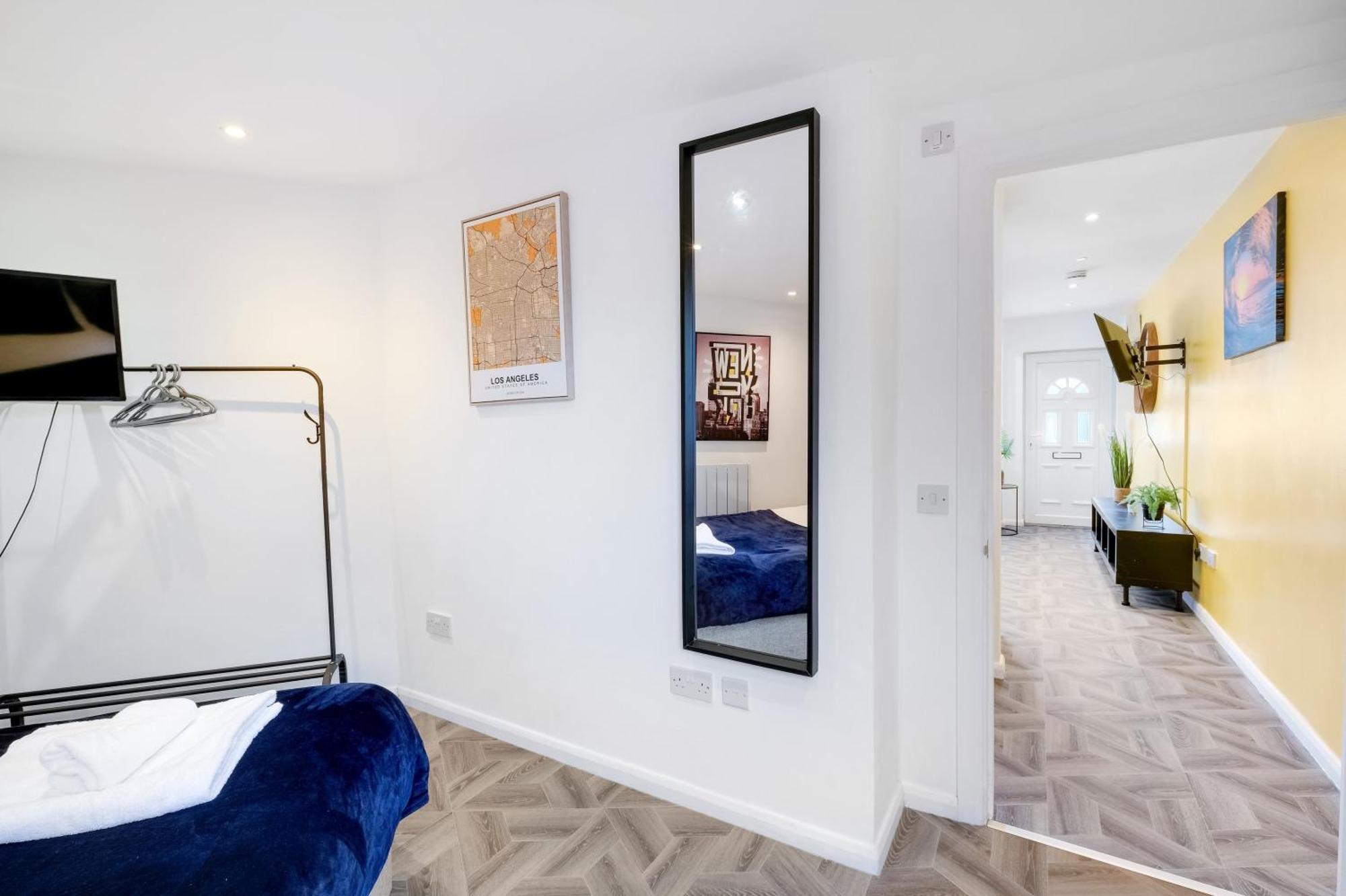 Kings House Apartment Hayes, West London Apt A Northolt  Exteriör bild